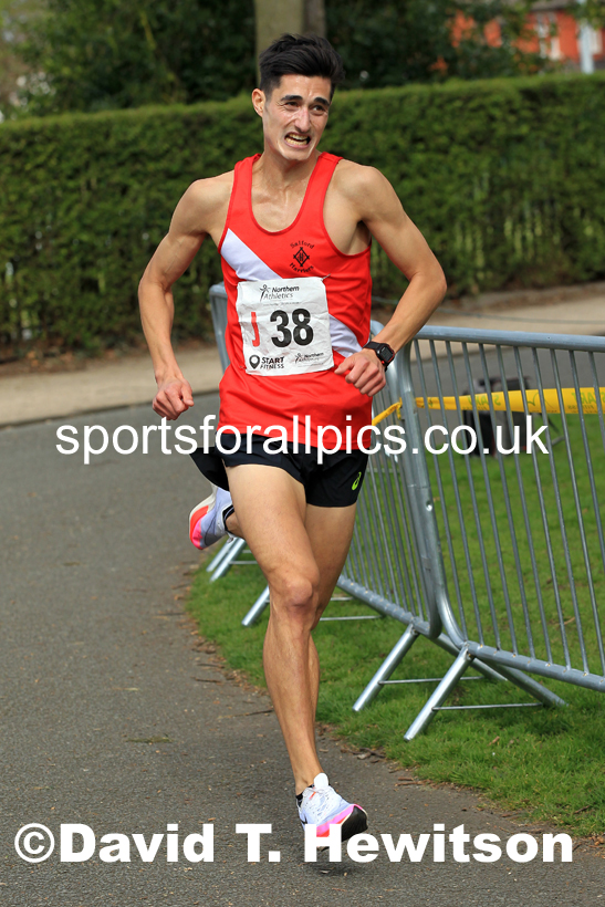 Senior Mens Northern 12 Stage Road Relay, 2022 Northern 12 and 6 Stage Road Relays,  Birkenhead Park, Birkenhead, Wirral.  Photo: David T. Hewitson/Sports for All Pics